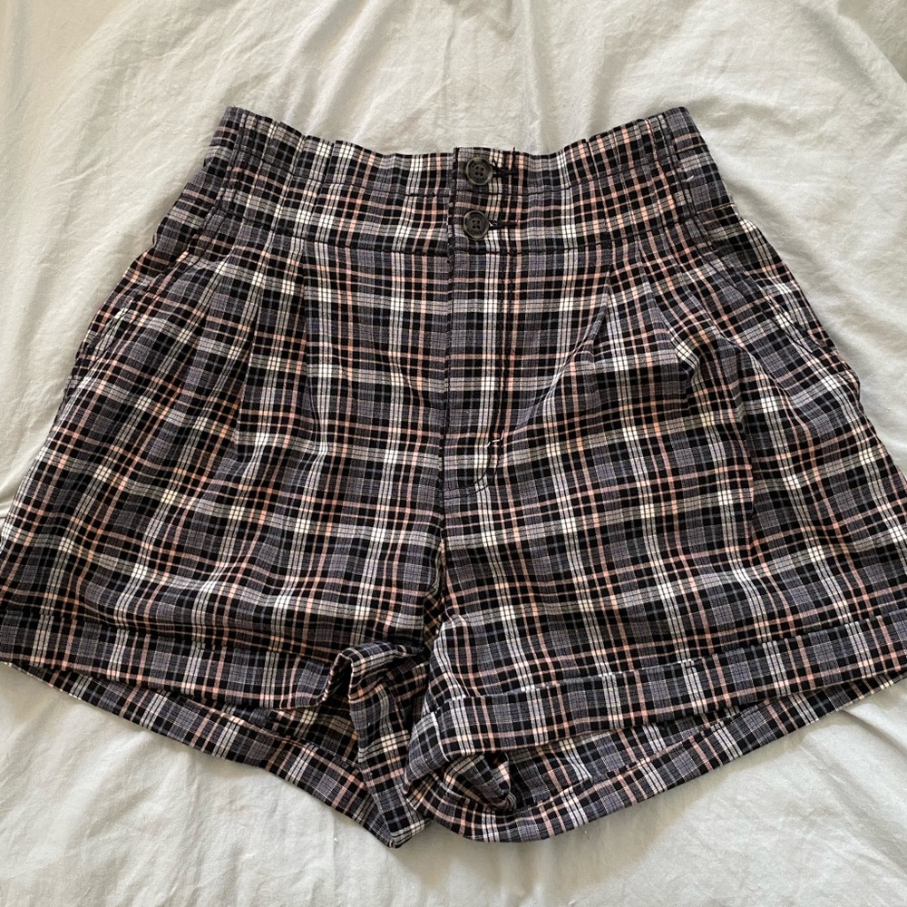 Plaid American Eagle shorts